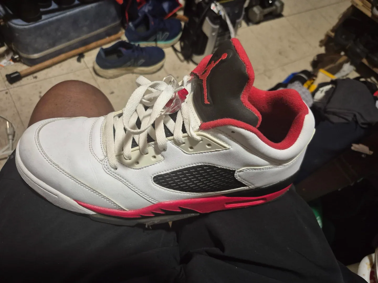 Air Jordan 5 Low White Red Basketball Shoes - photo 3