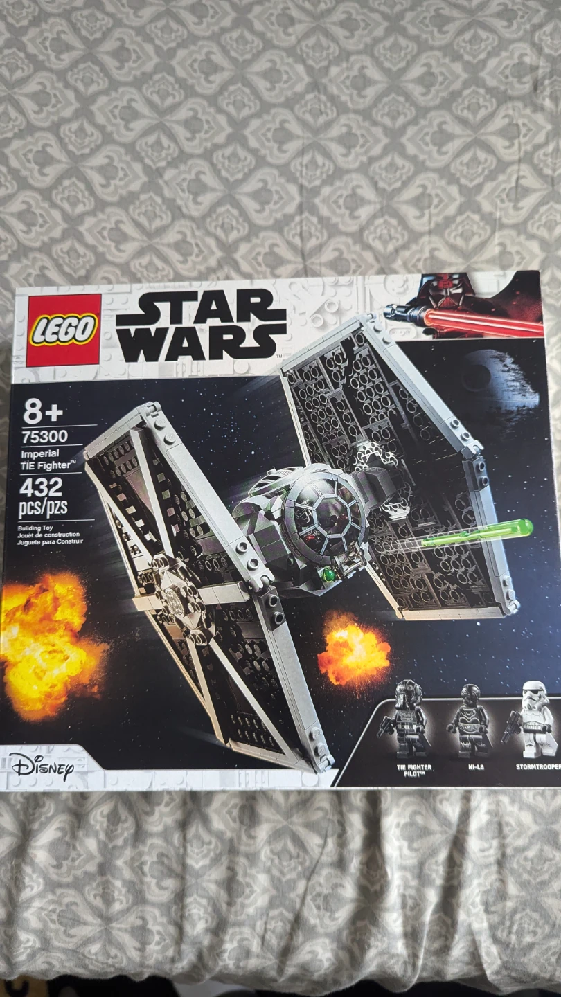LEGO Star Wars Imperial TIE Fighter 75300
