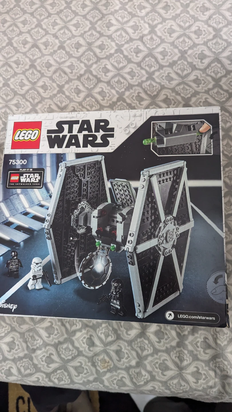LEGO Star Wars Imperial TIE Fighter 75300 - photo 2