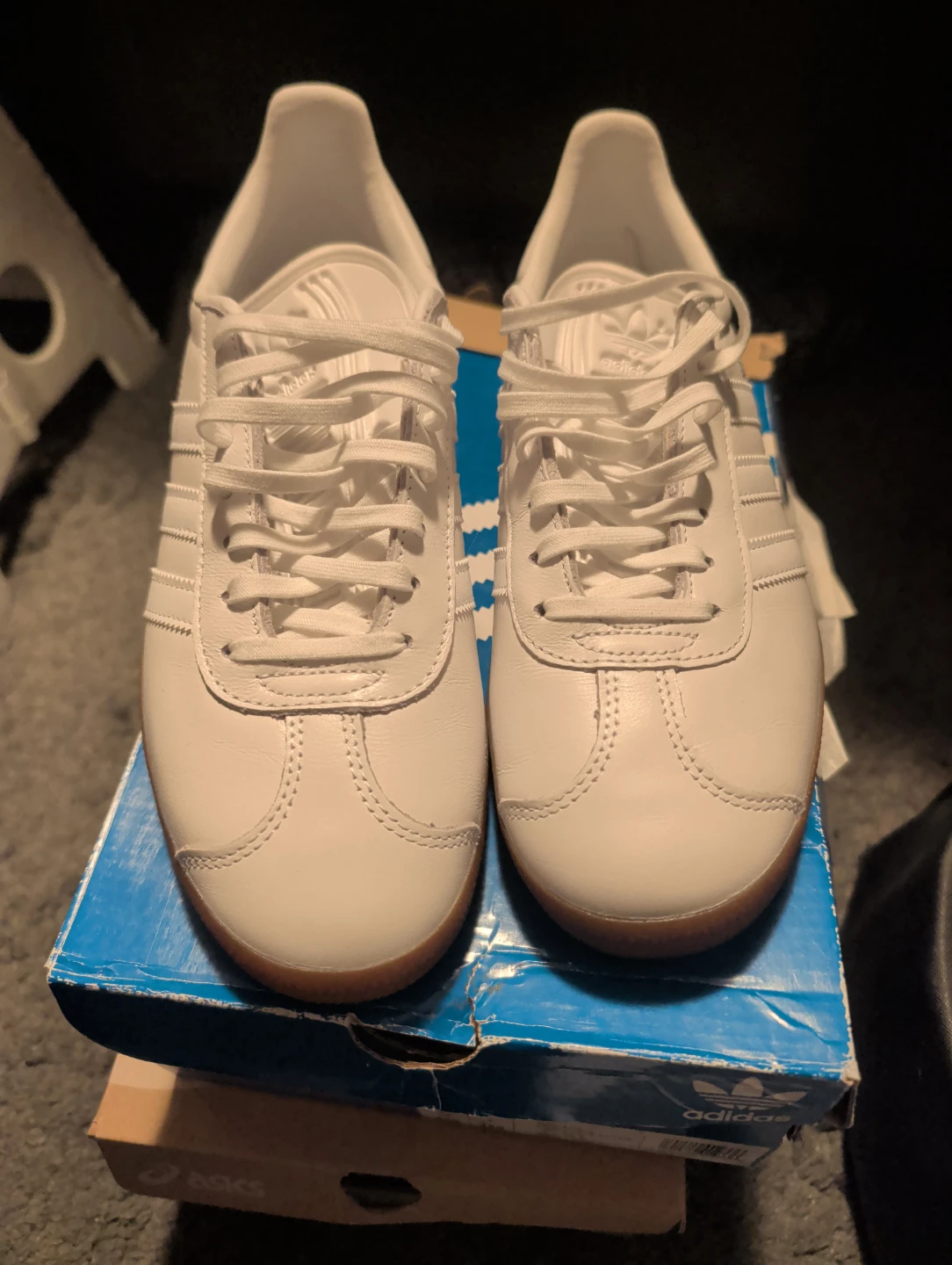 Adidas Gazelle Sneakers White Gum Sole