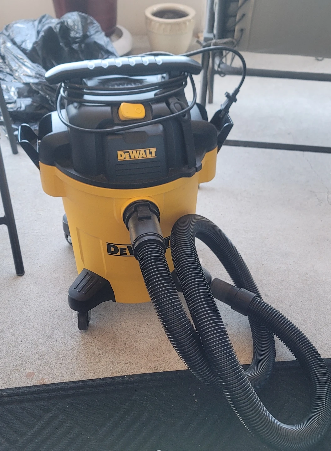 DeWalt Wet/Dry Shop Vacuum