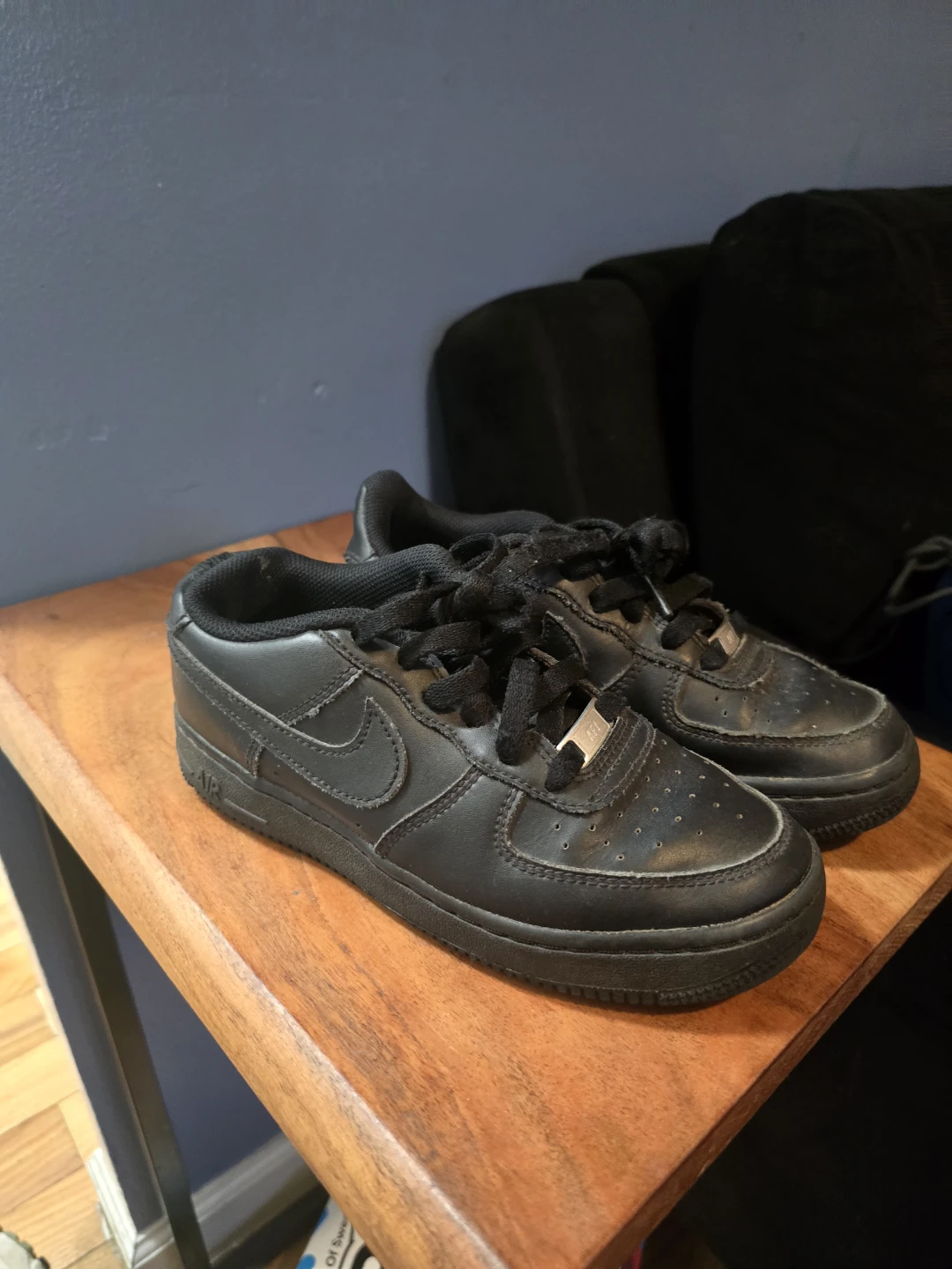 Nike Air Force 1 Low Black Youth Size 5Y - photo 2