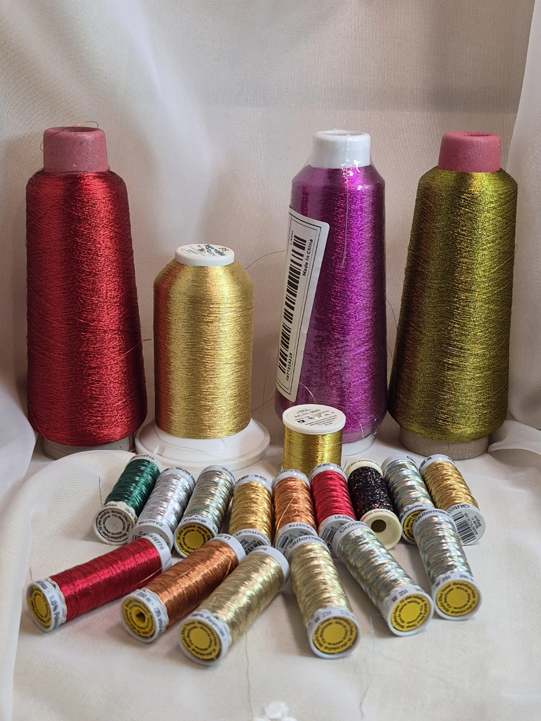 Mix Misc Lot of 20 Thread Rolls 90%