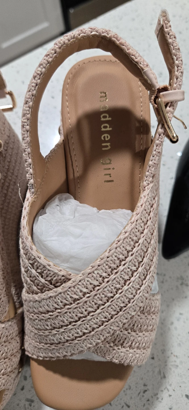 Madden Girl Women's Wedge Sandals Size 6