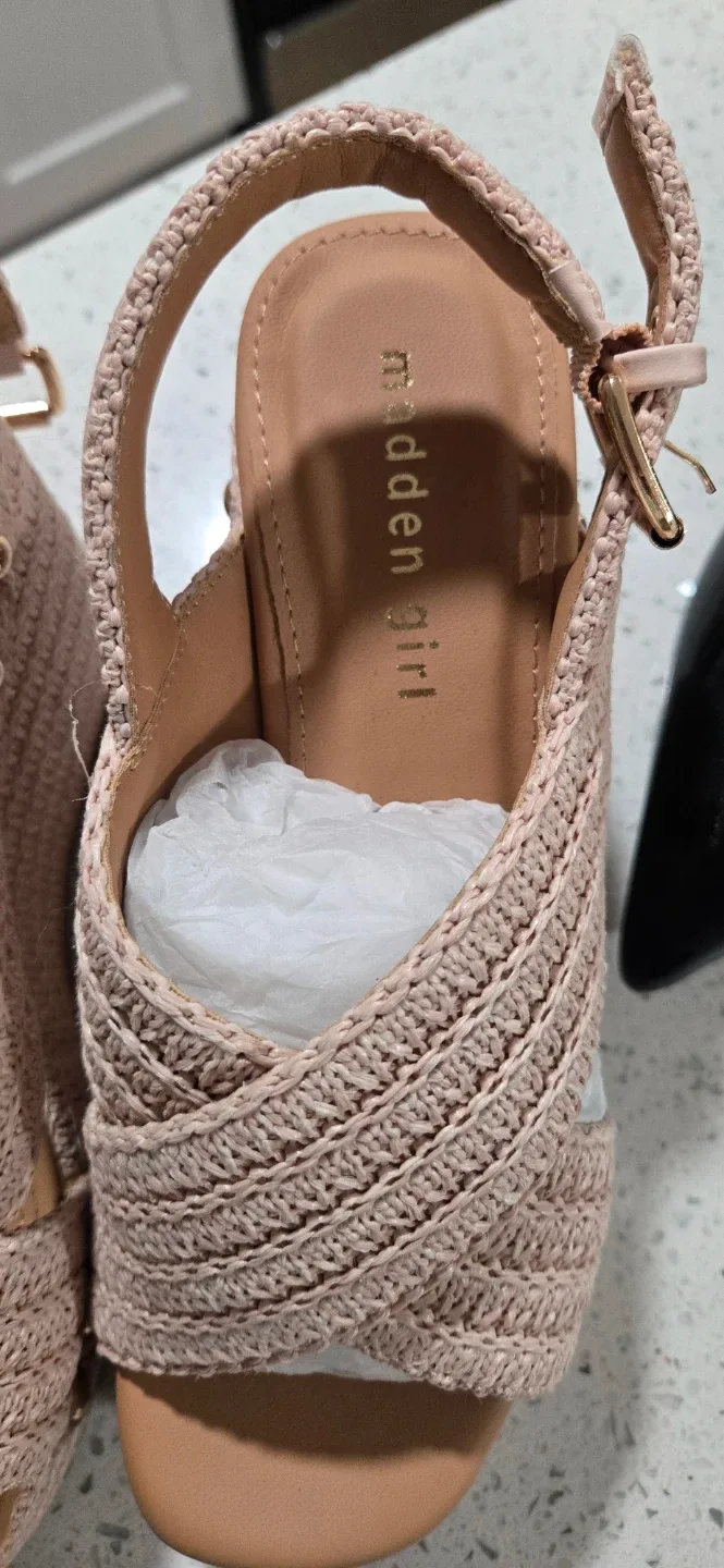 Madden Girl Women's Wedge Sandals Size 6
