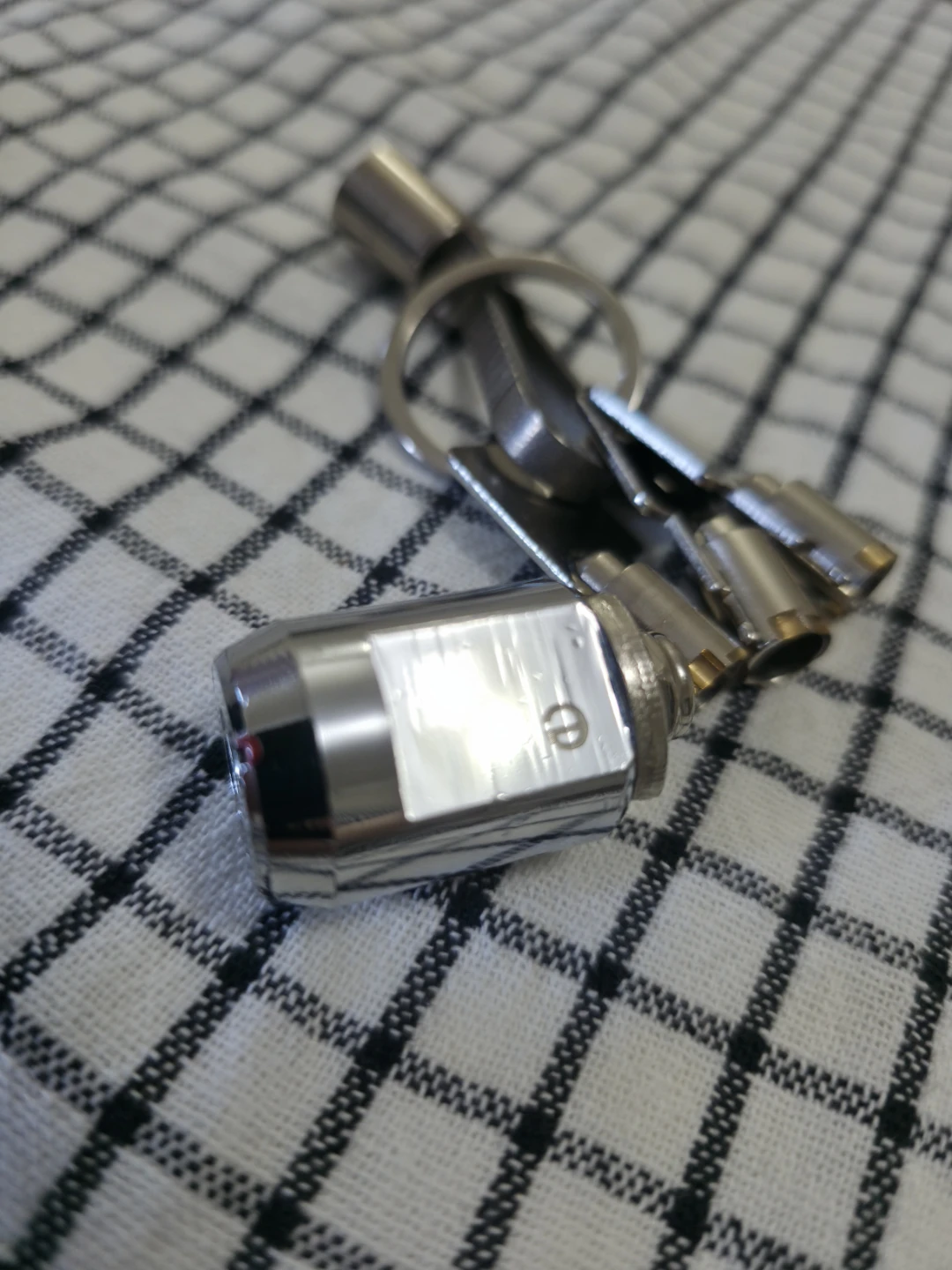 Replacement Lock Cylinder with Keys - photo 3