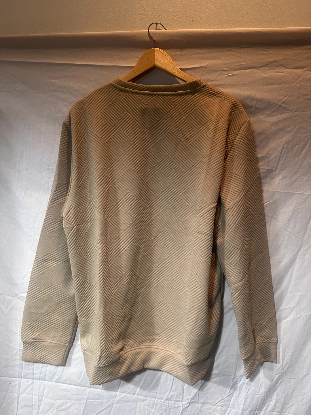 Men's Textured Crewneck Sweater