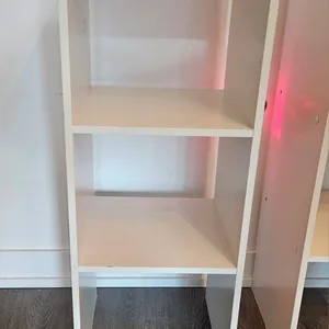 White 3-Shelf Ladder Bookshelf
