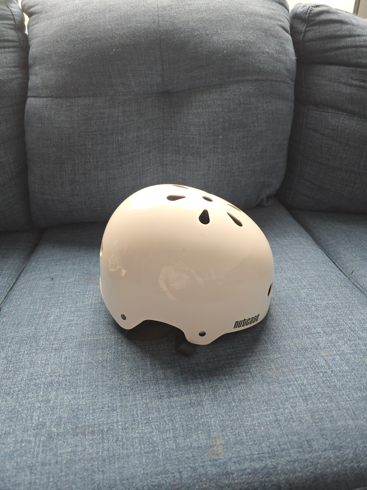 Nutcase Helmet - White Age 5 to 8 years - photo 3
