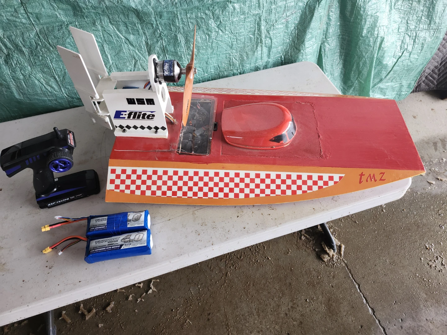 RC Boat with Remote and Battery