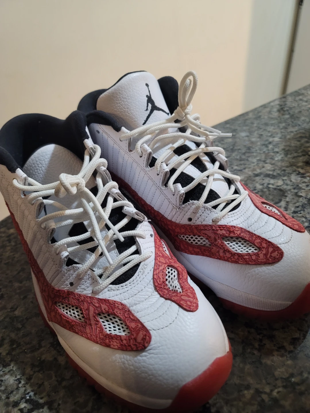 Air Jordan 11 Low IE White Gym Red Shoes - photo 3