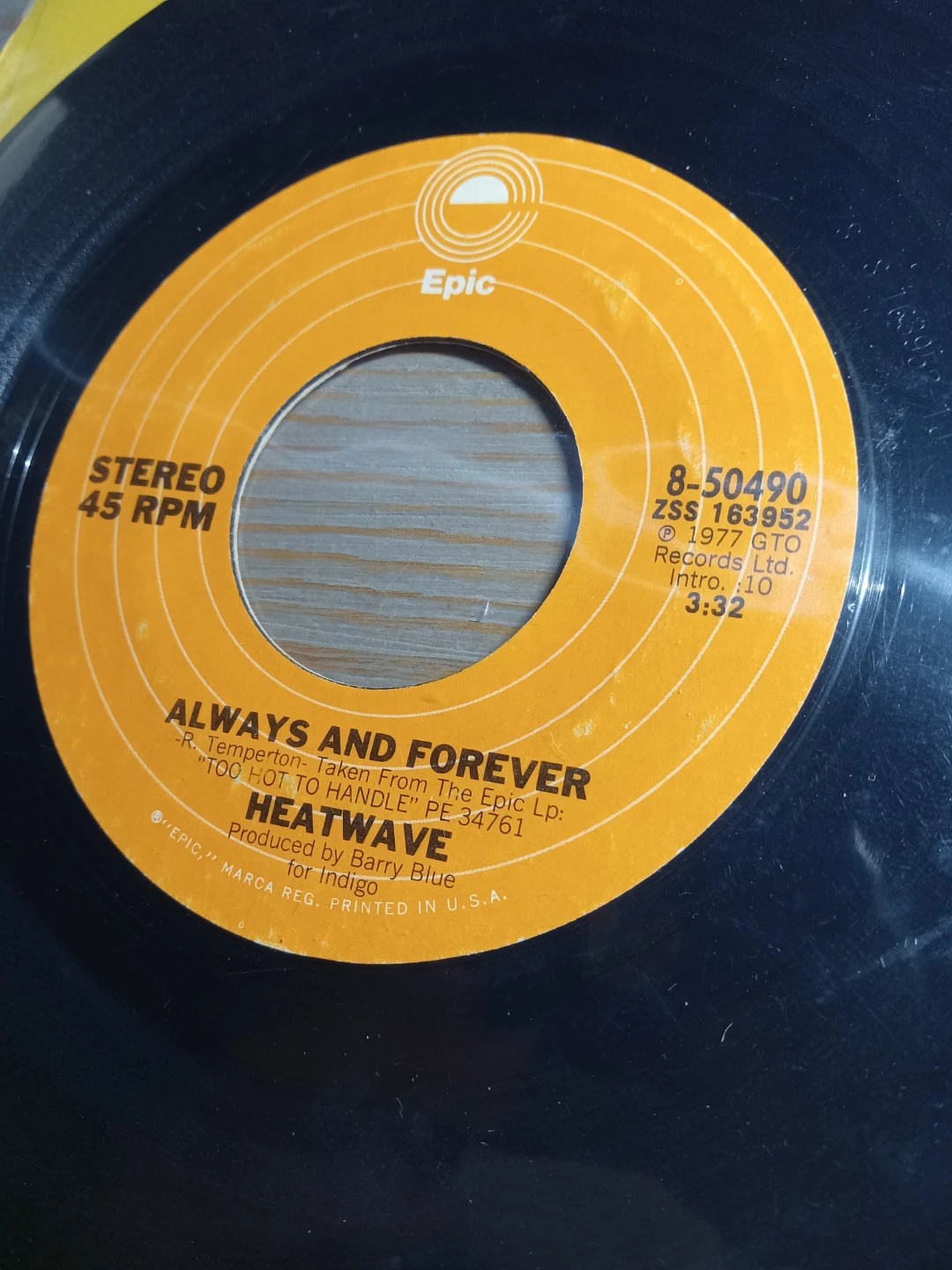 Heatwave Always and Forever / Super Soul Sister 7" Vinyl Record - photo 2