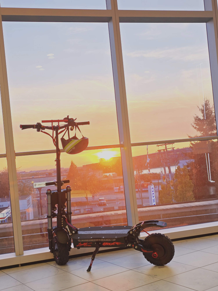 Powerful dual motor Electric Scooter - photo 2