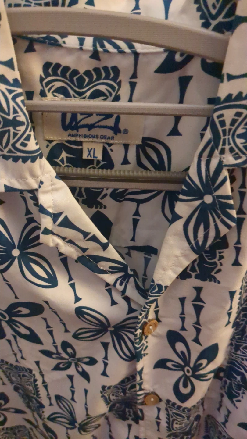 Amphibious Gear Men's XL Hawaiian Shirt - photo 2