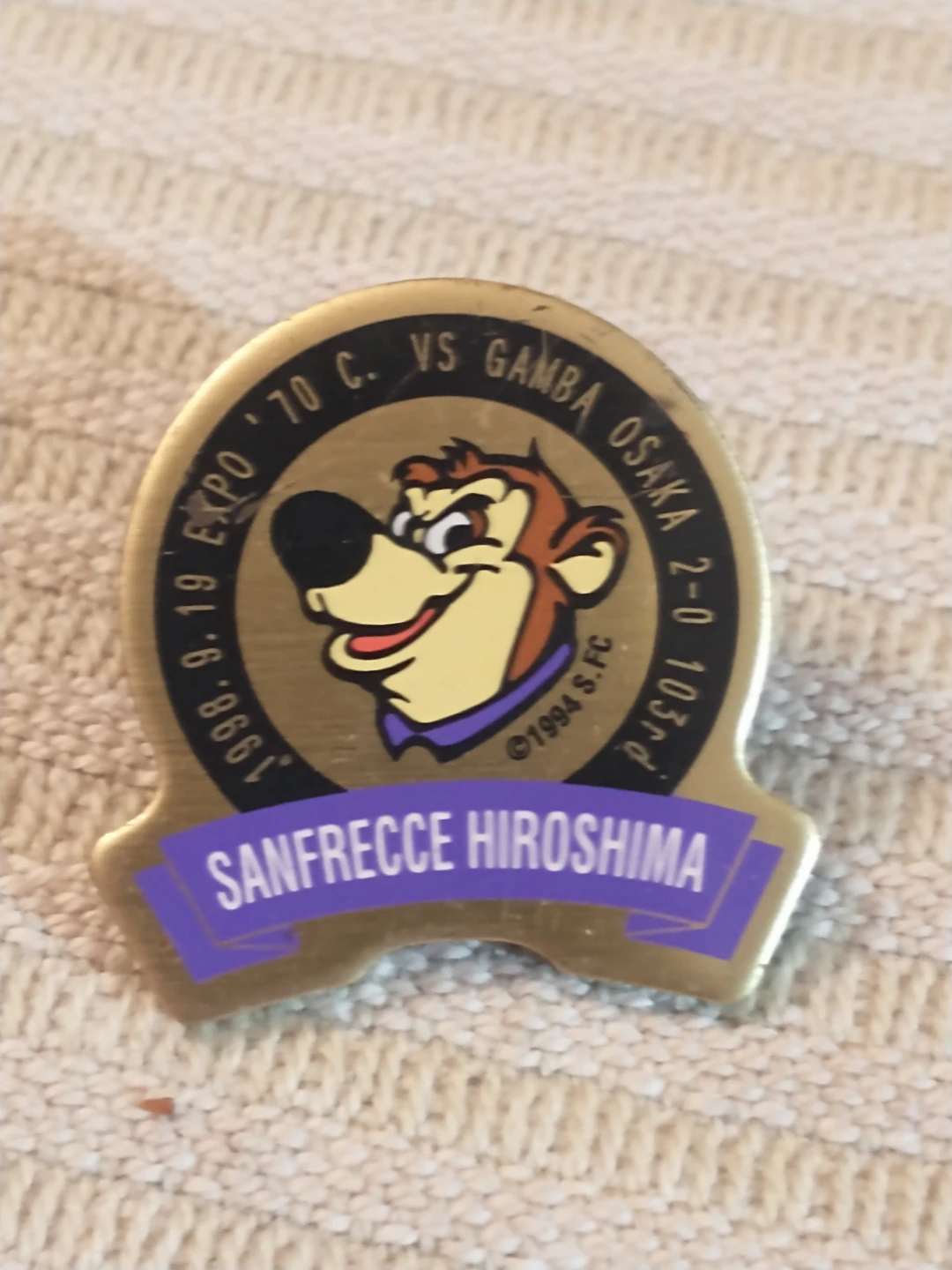 Gorgeous Japan Sanfrecce Hiroshima Pro Soccer Pin