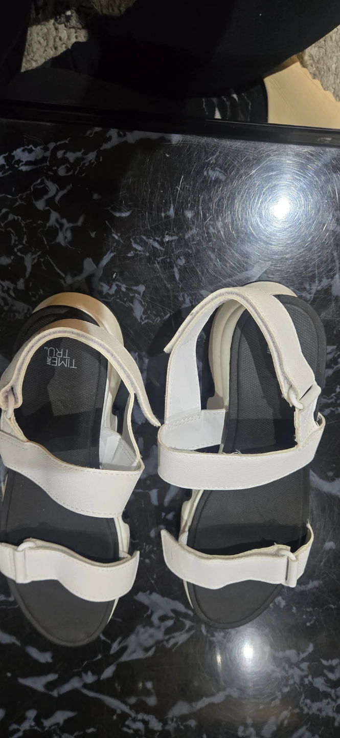 Time and Tru White Sport Sandals Size 10 - photo 2