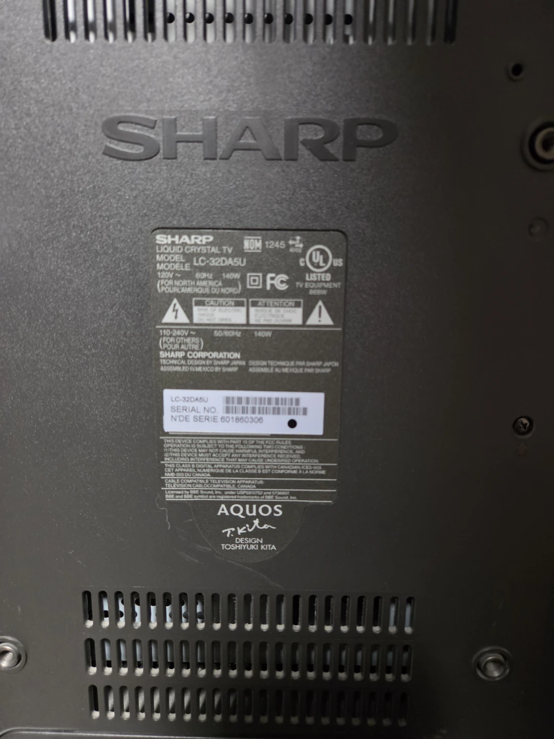 Sharp Aquos LC-32A45U LCD TV - photo 2