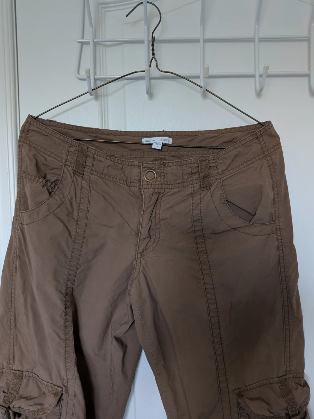 ⚽Gap Brown Cargo Capris