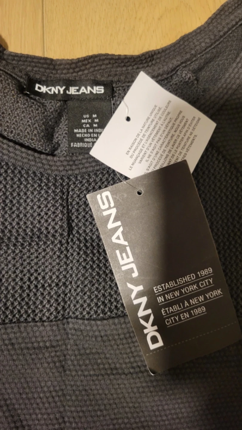 DKNY Jeans Women's Grey Knit Top Size M - photo 4