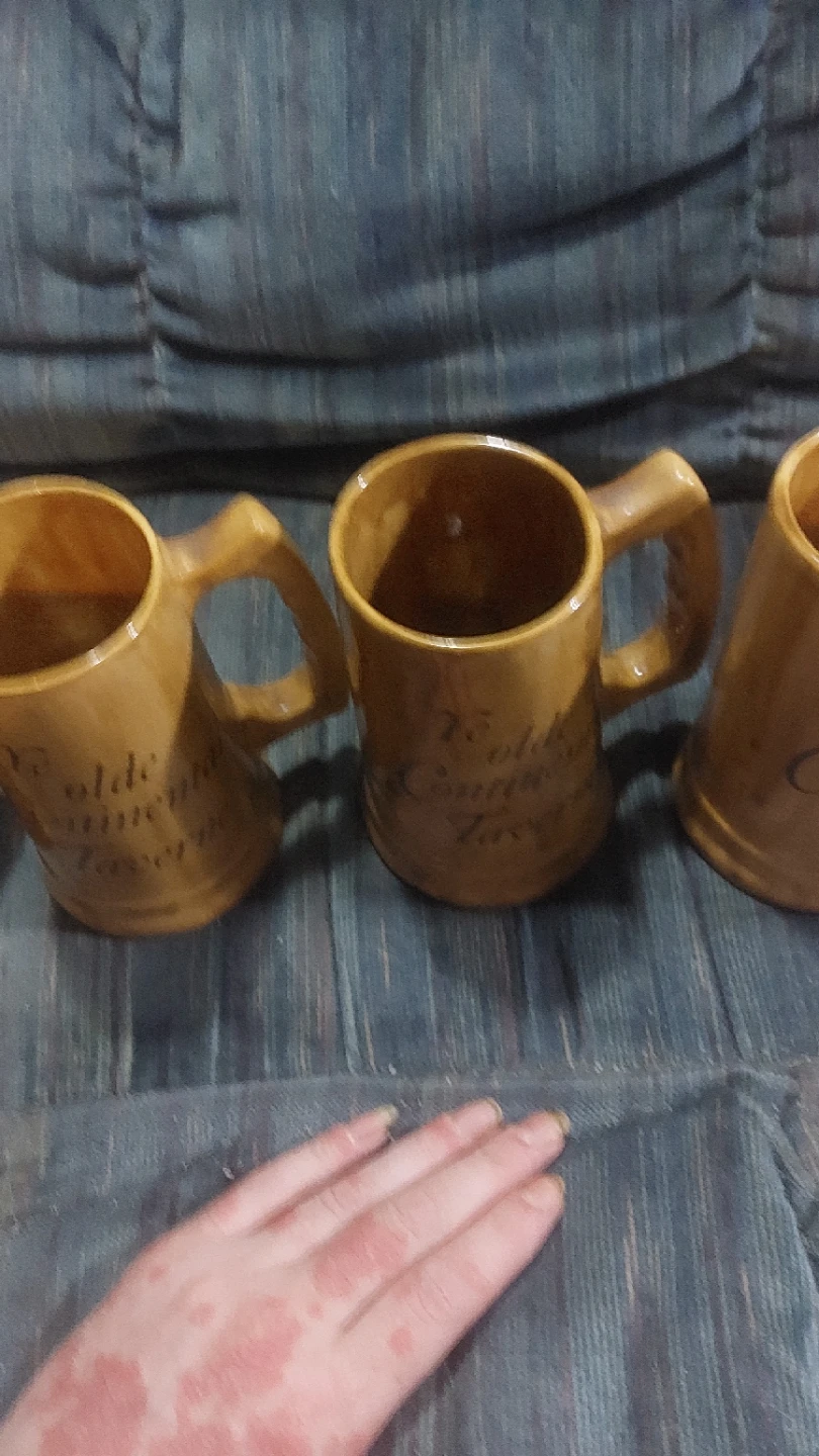 Set of 4 Ye Olde Continental Tavern Mugs - photo 3