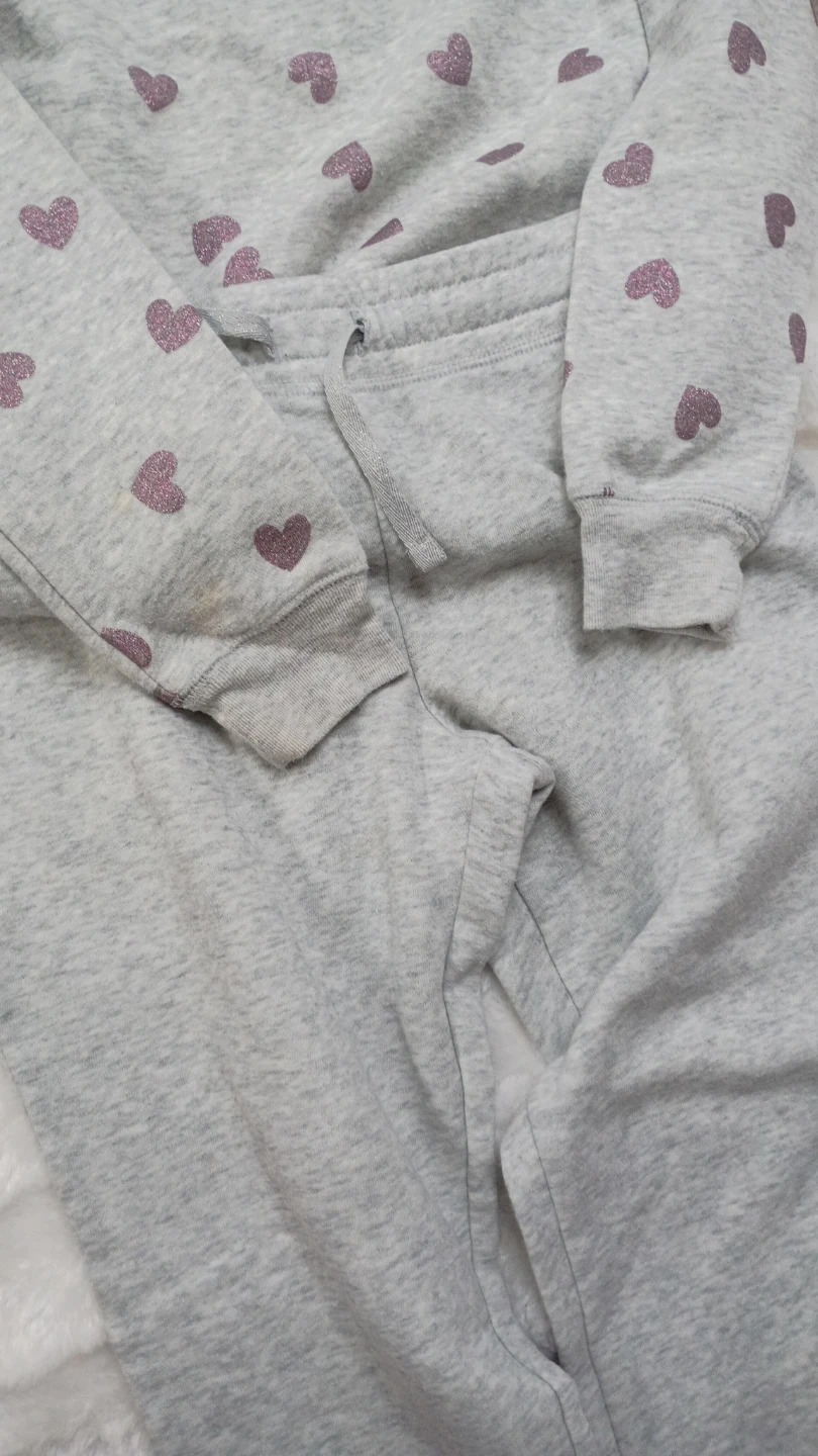 Girls' Gray Heart Sweatshirt and Pants Set - photo 2