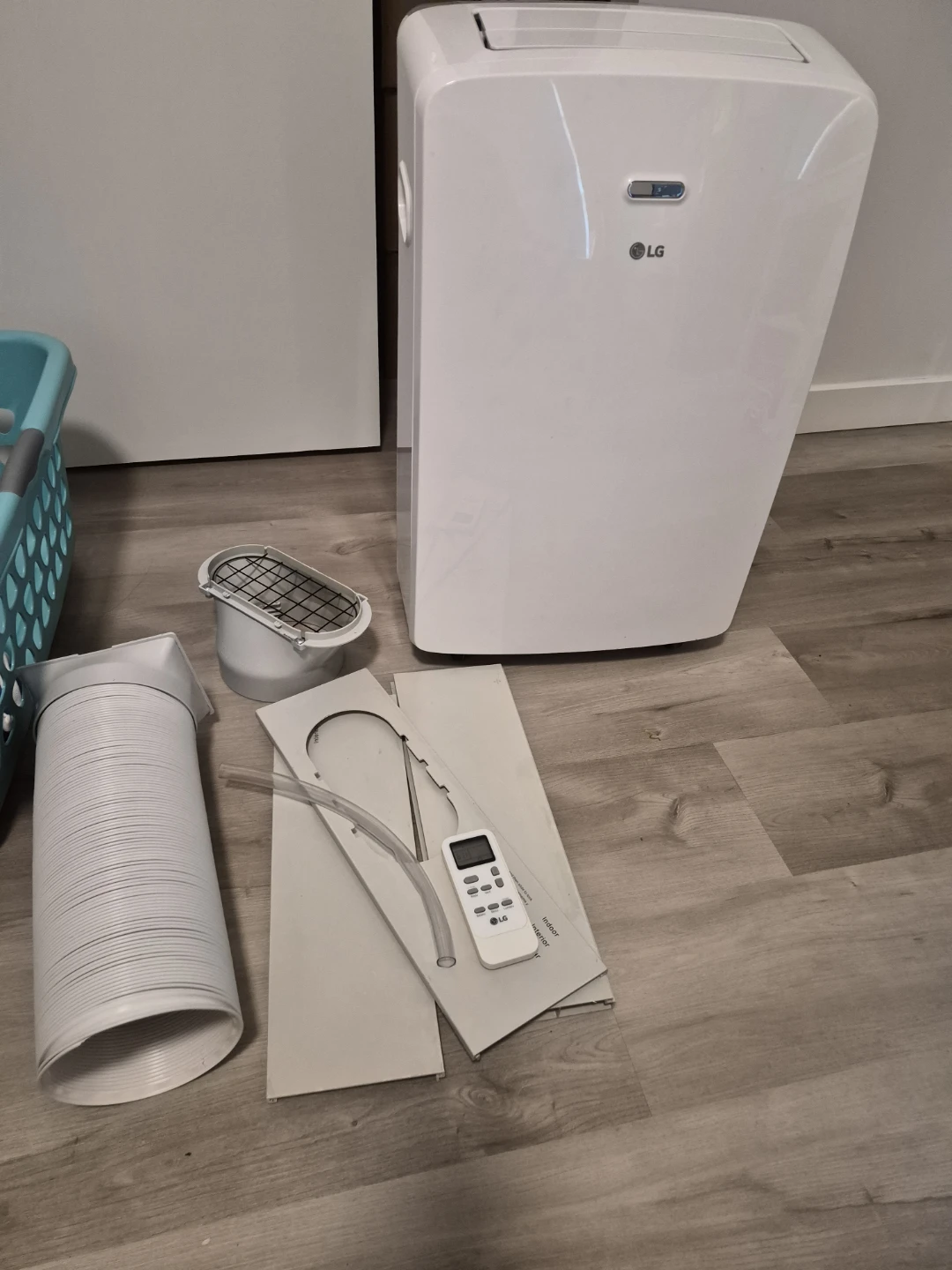 LG LP0721WSB Portable Air Conditioner
