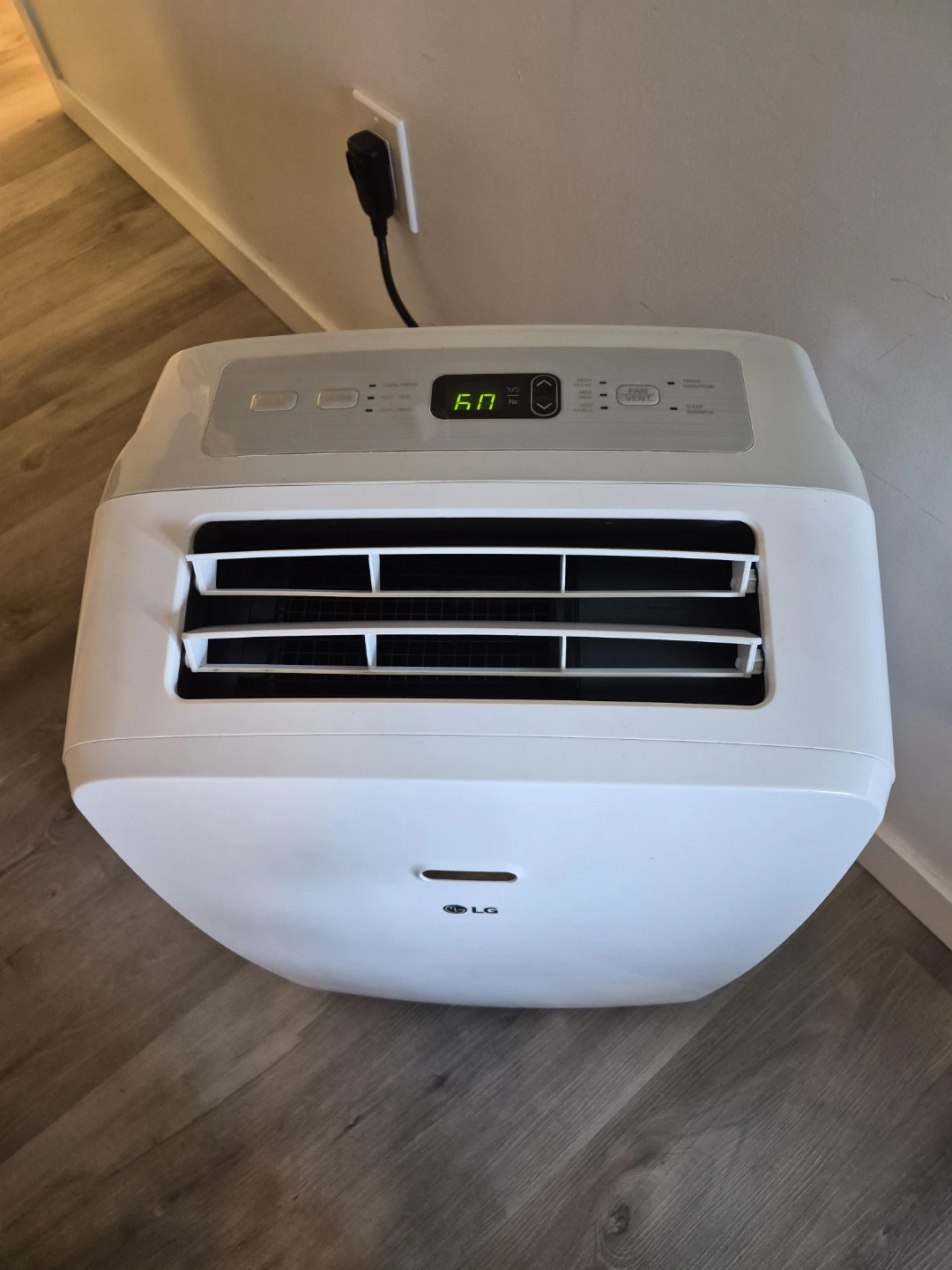 LG LP0721WSB Portable Air Conditioner - photo 4