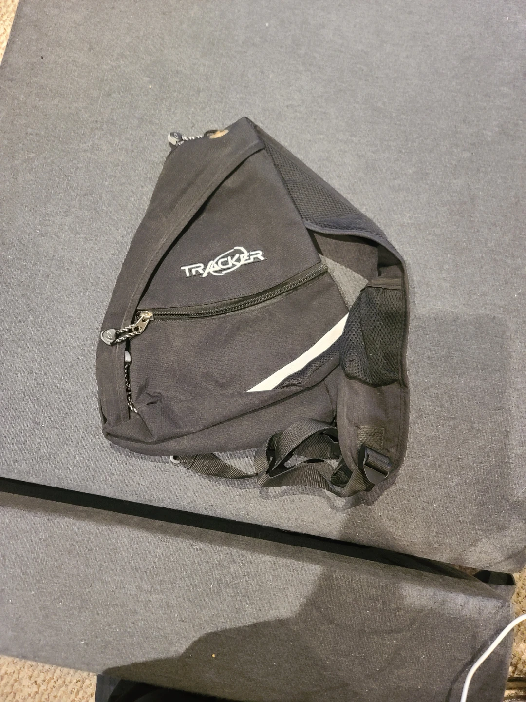 Tracker Sling Bag - photo 3
