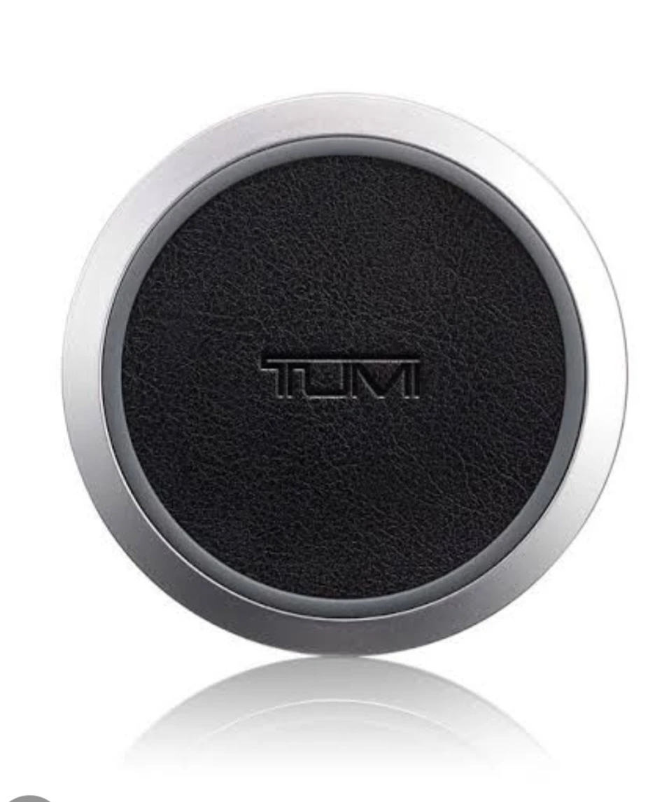 Tumi Fast Wireless Charger