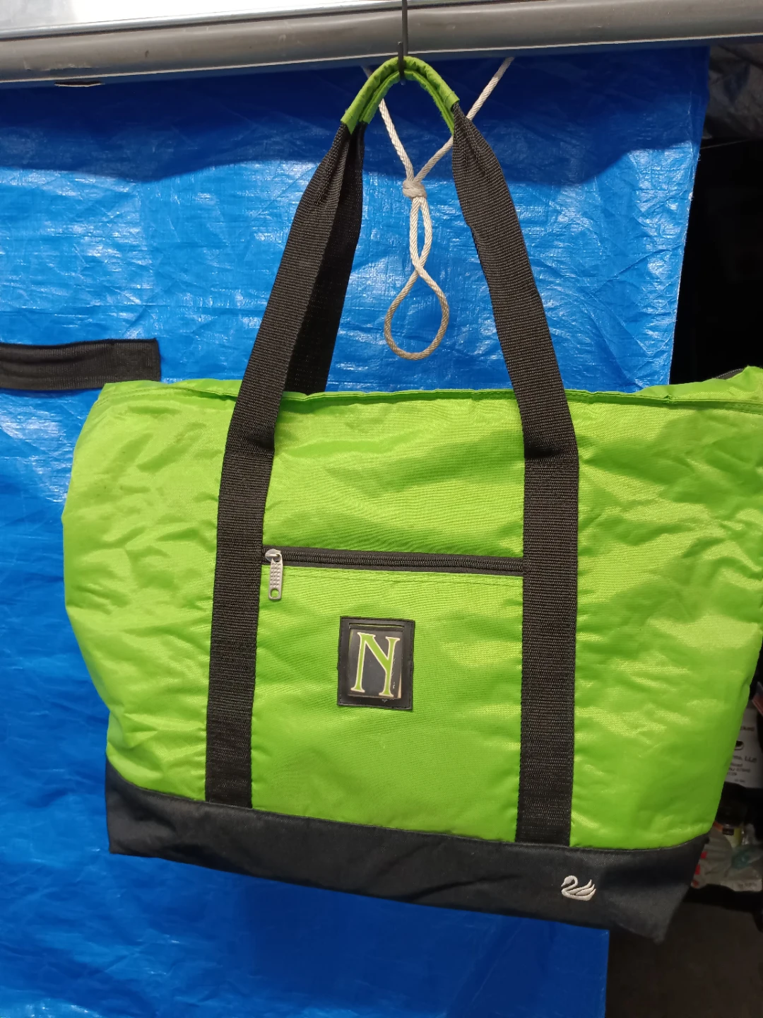 Bright Green Duffel Bag with Zipper Pocket