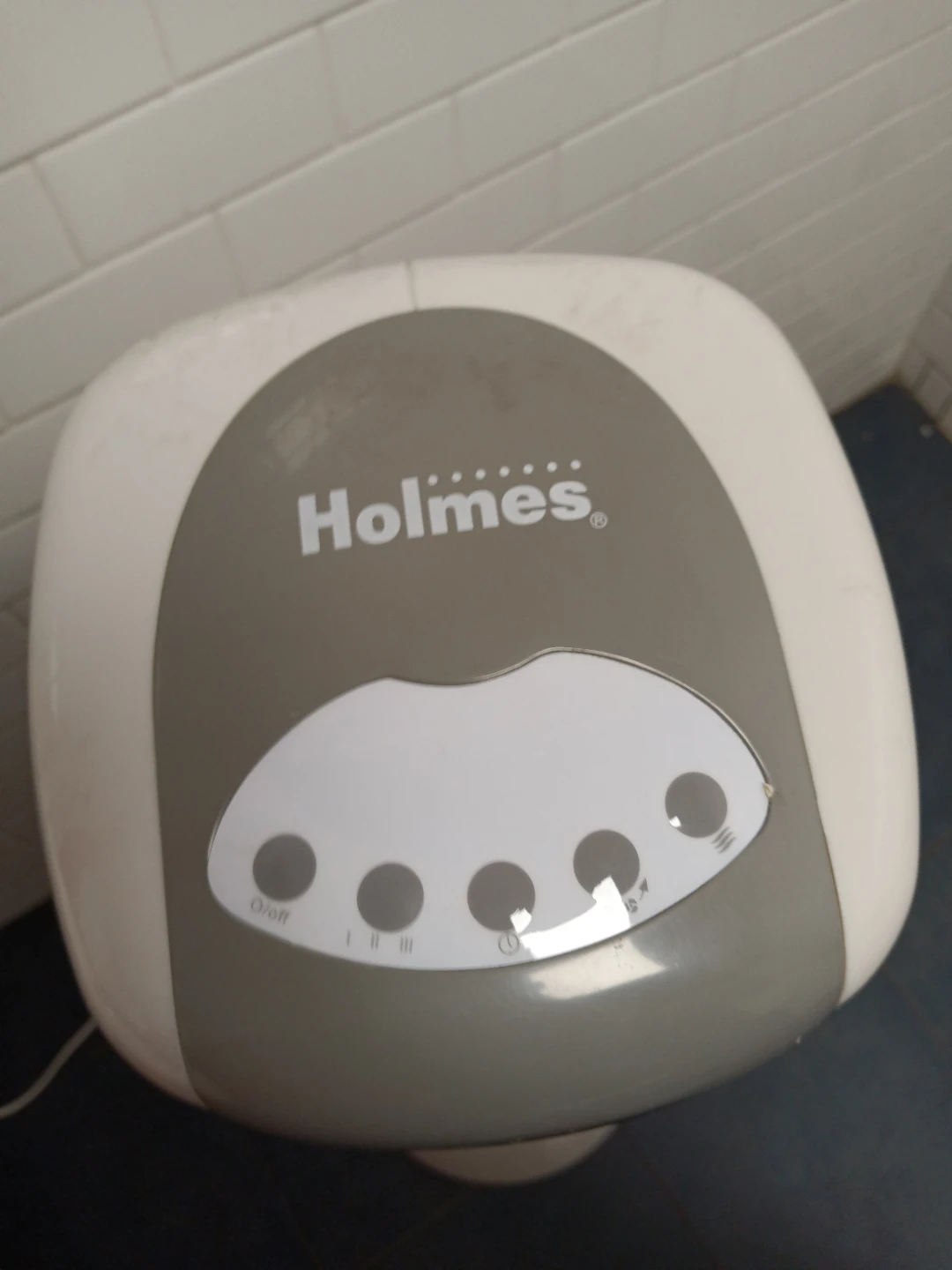 Holmes HT40RCL Tower Fan - photo 2