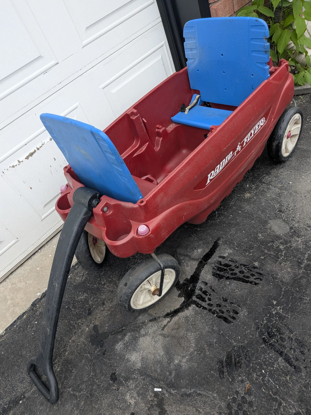 Red Radio Flyer Wagon with Blue Seats - photo 4