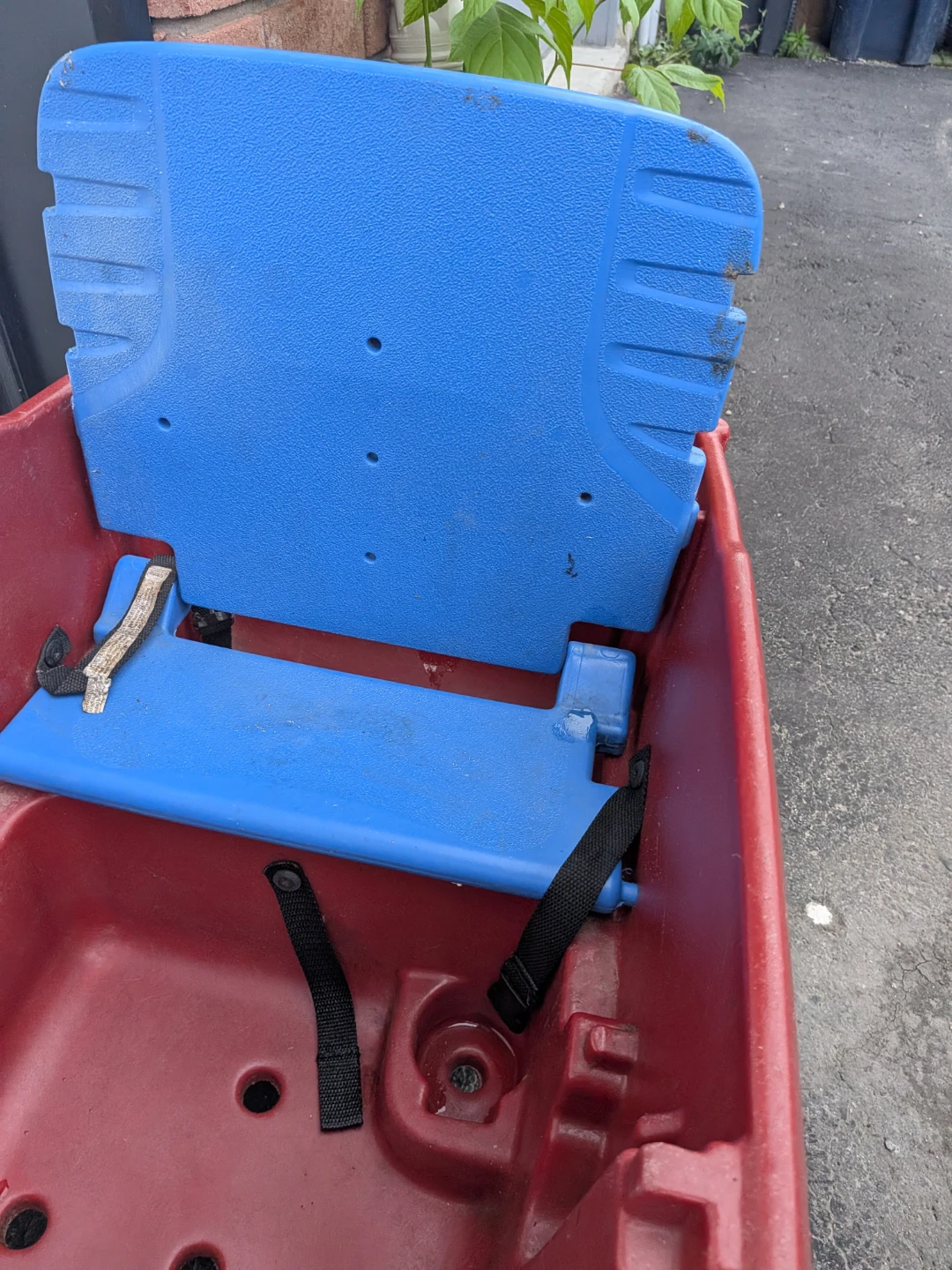 Red Radio Flyer Wagon with Blue Seats - photo 5