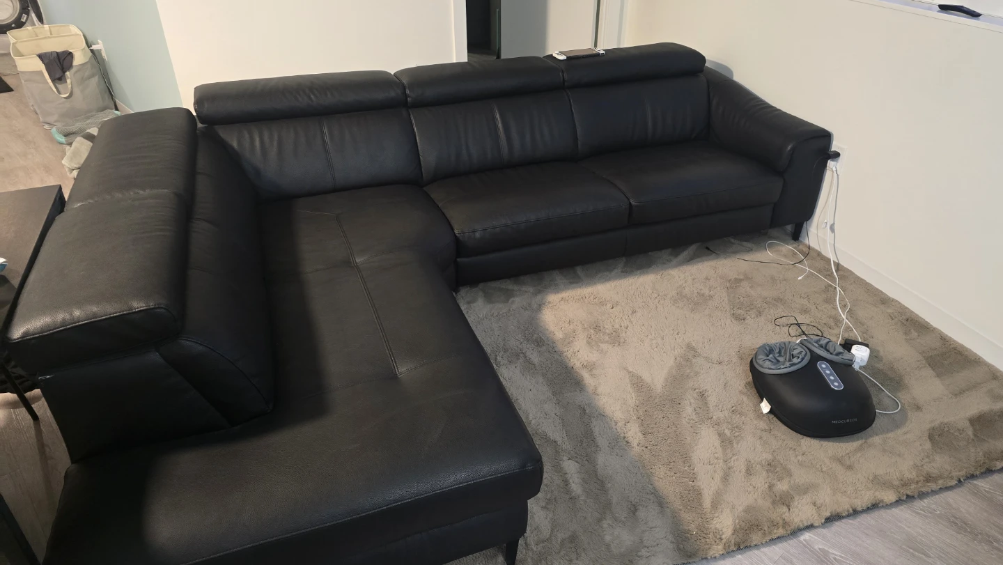 Black Leather Sectional Sofa