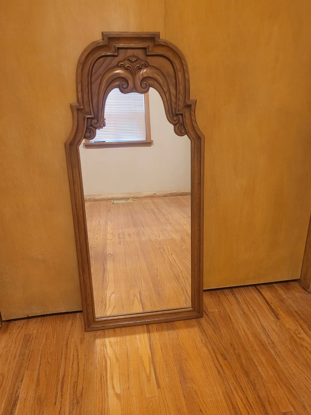 Vintage wooden decor mirror - photo 5