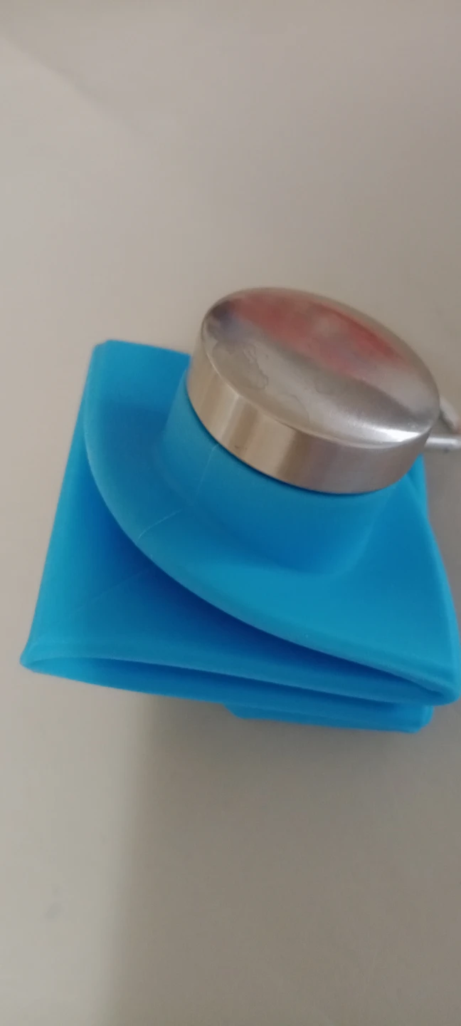 Blue Collapsible Water Bottle - photo 3
