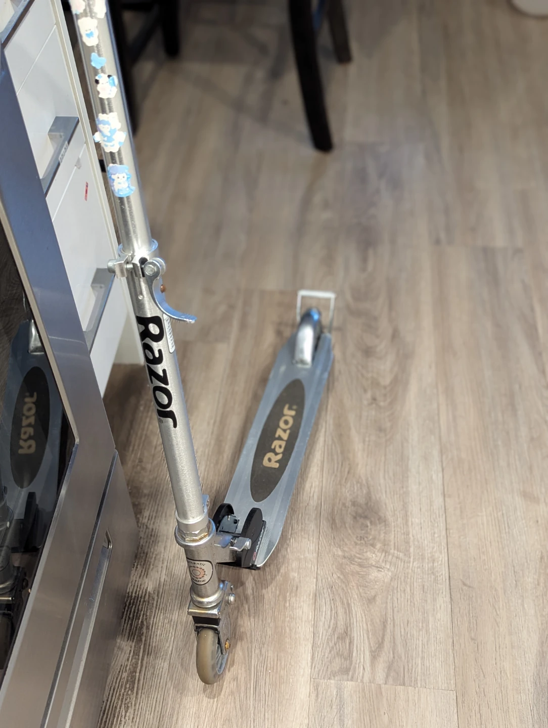Razor Kick Scooter - Silver - photo 2