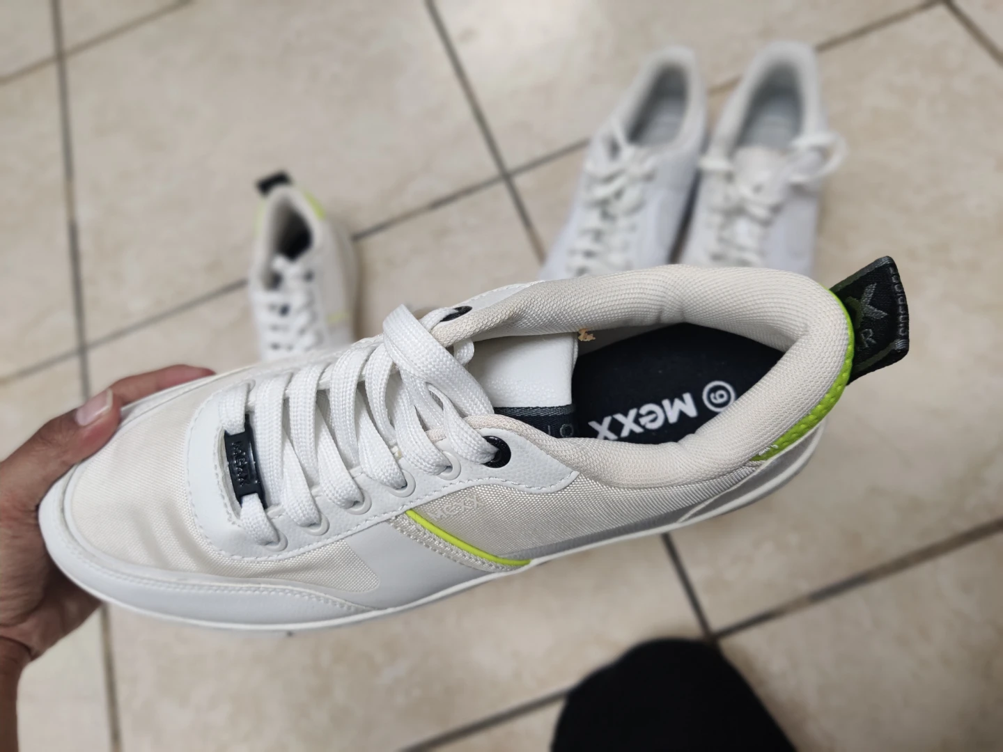 Nike Air Force 1 & Mexx Sneakers