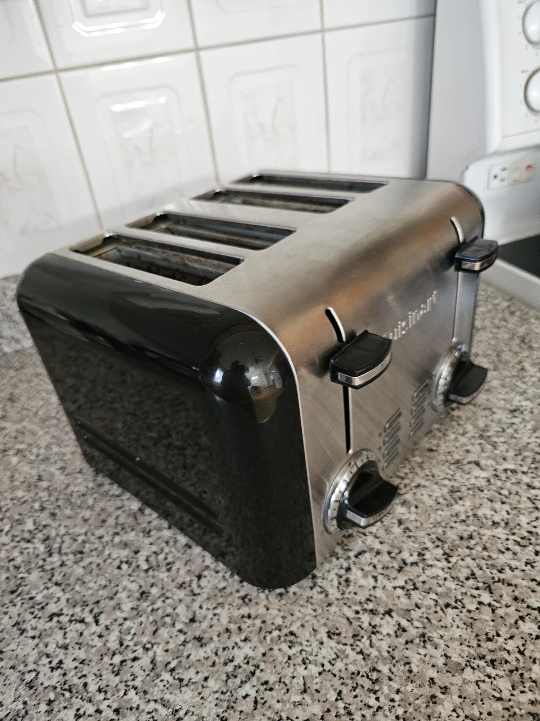 Cuisinart 4-Slice Toaster - photo 2