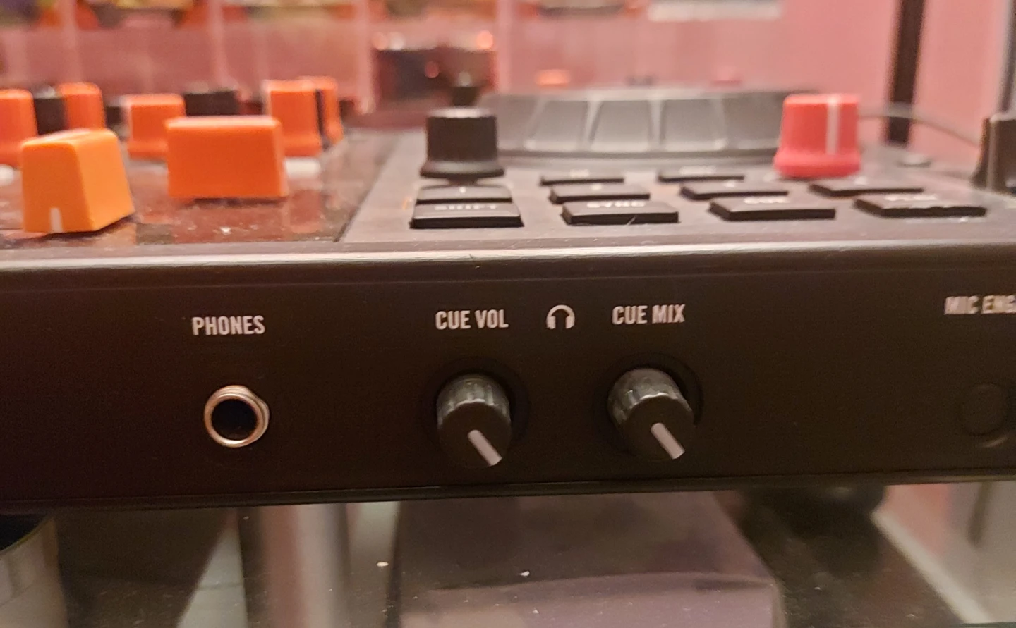 Native Instruments Traktor Kontrol S2 DJ Controller - photo 5