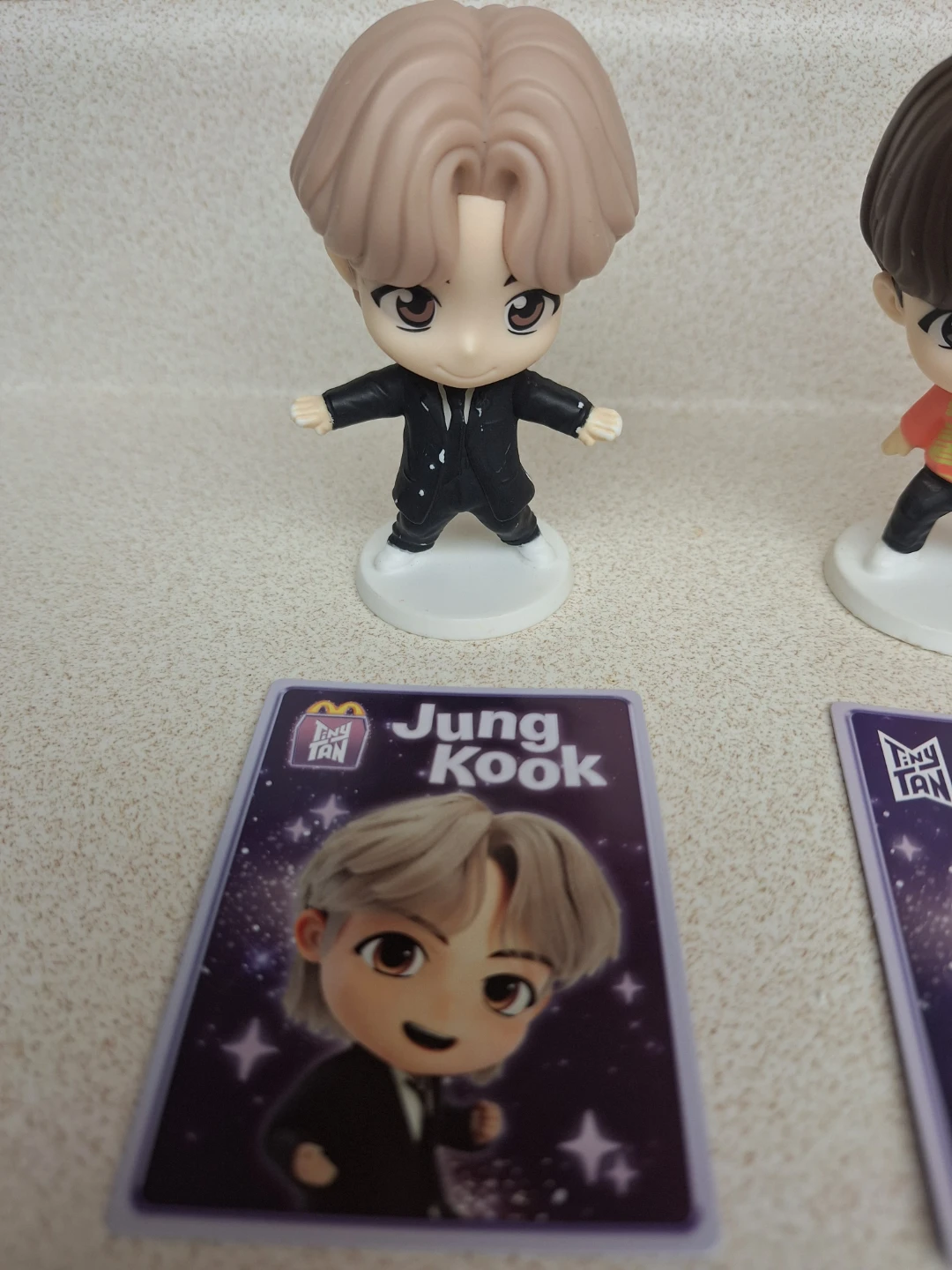 BTS McDonald Meal Toy Figures - photo 2
