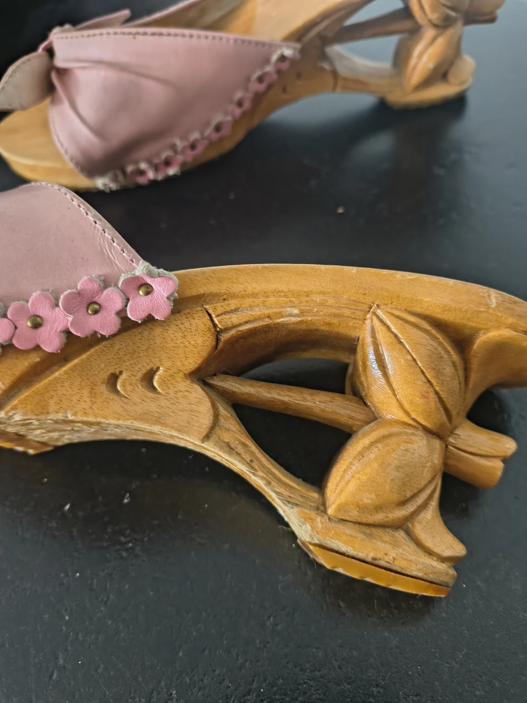 Authentic Lucky Lou vintage wooden shoes - photo 3