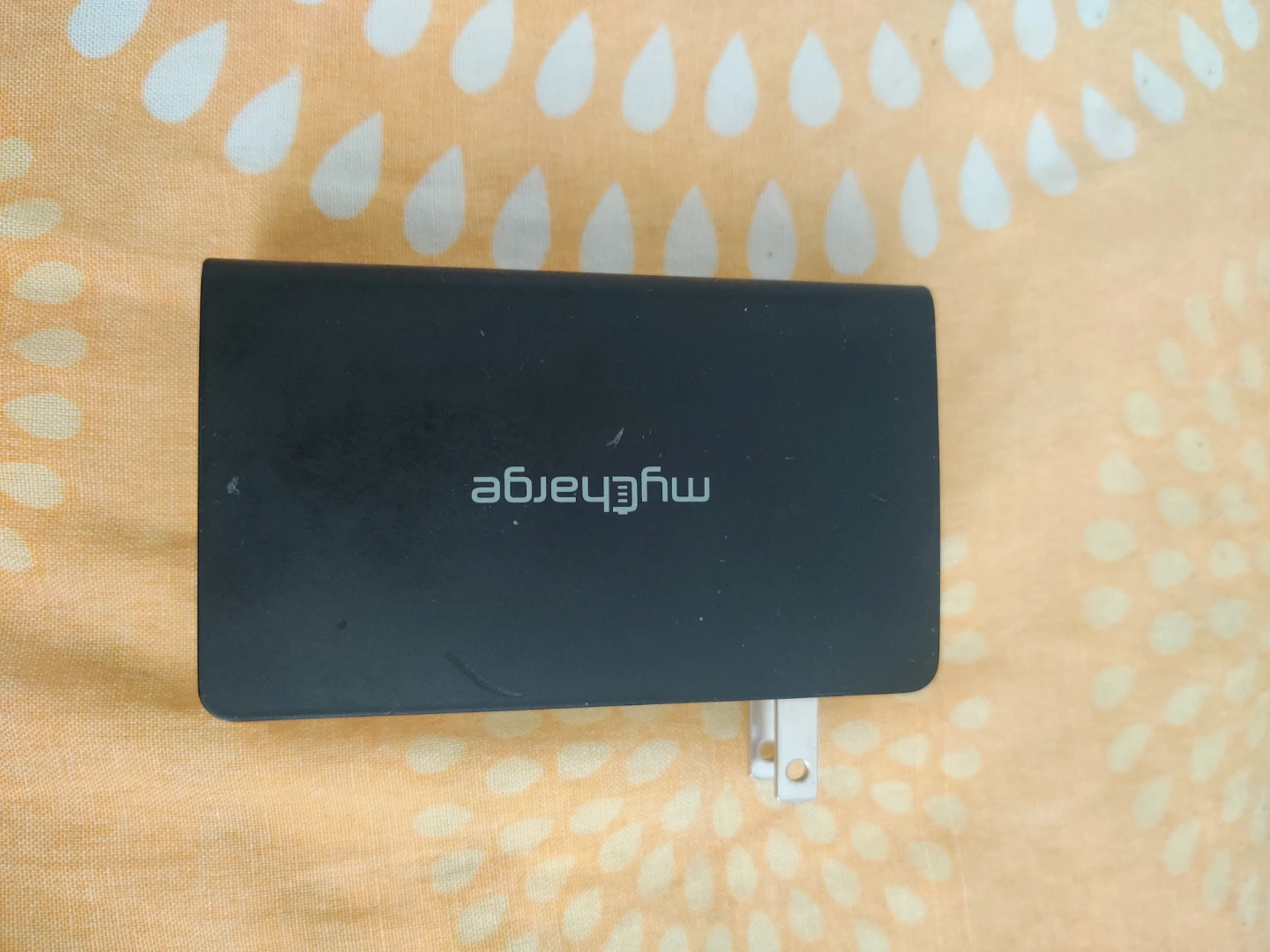 Portable Power Bank with built in plug - photo 2