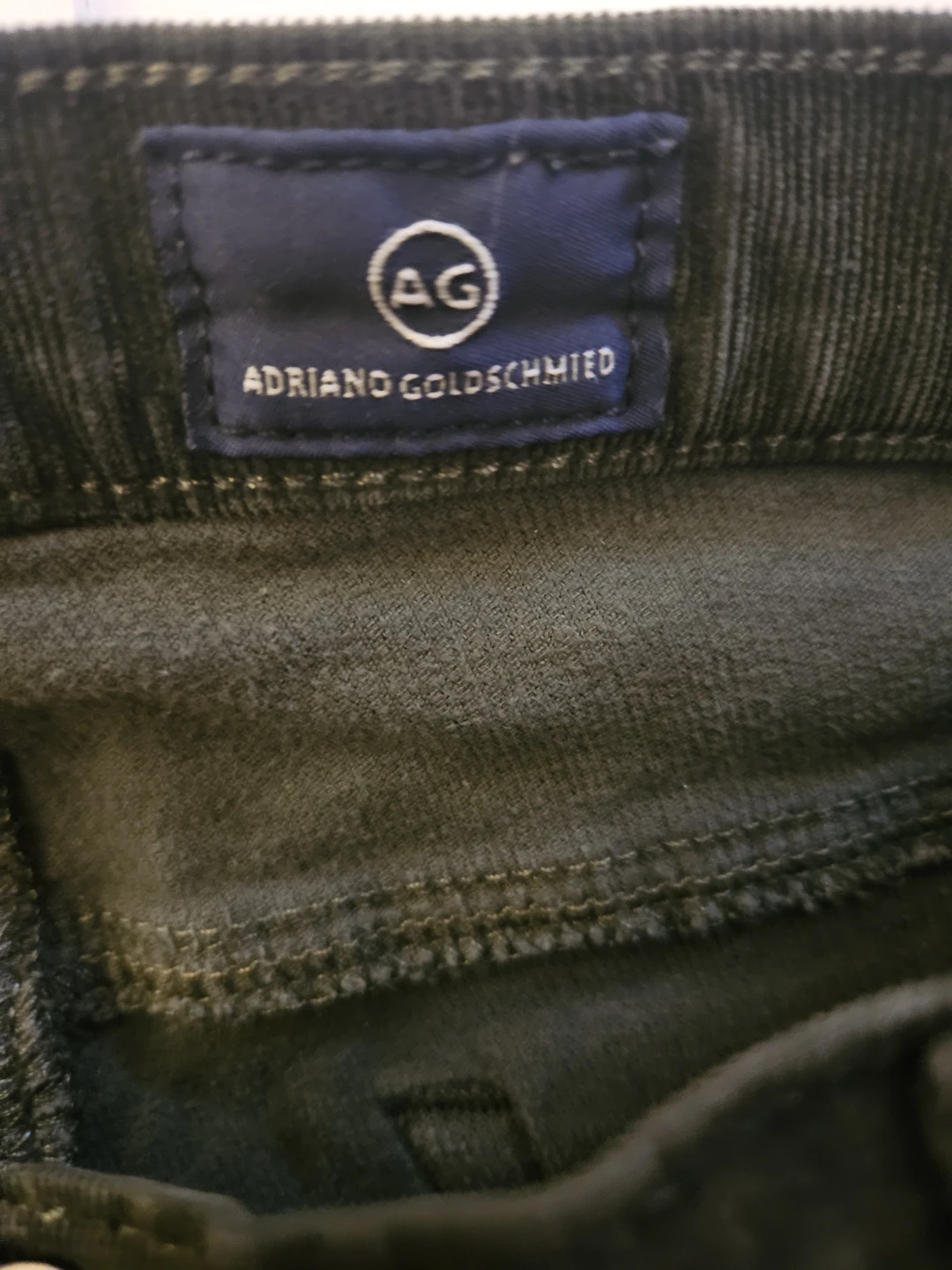 AG Adriano Goldschmied The Stevie Ankle Corduroy Pants Size 32 - photo 4