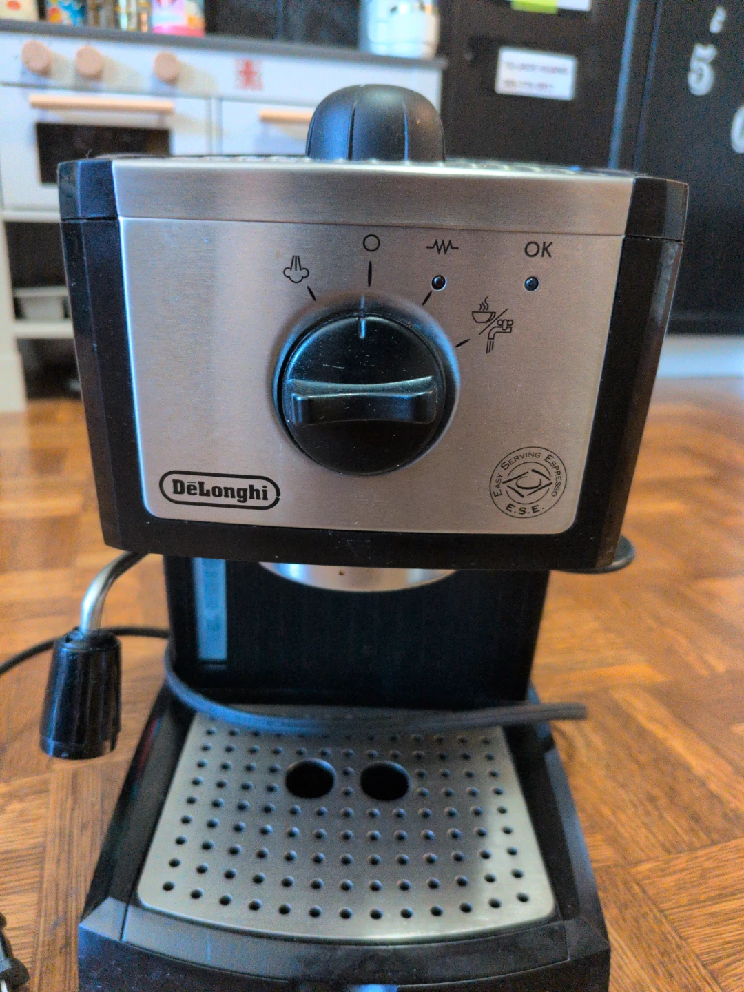 DeLonghi Espresso Machine - photo 3
