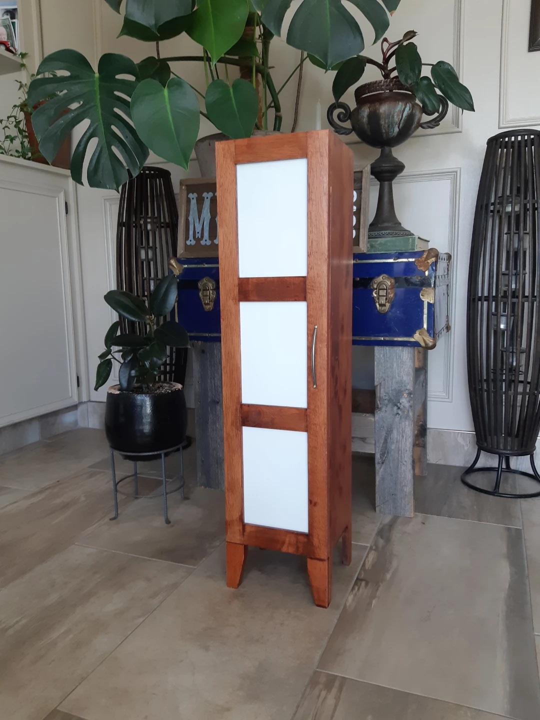 Vintage-style wooden chimney-cupboard / cabinet