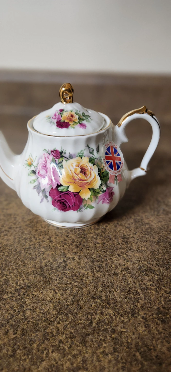 Sadler Fine English Tableware Teapot