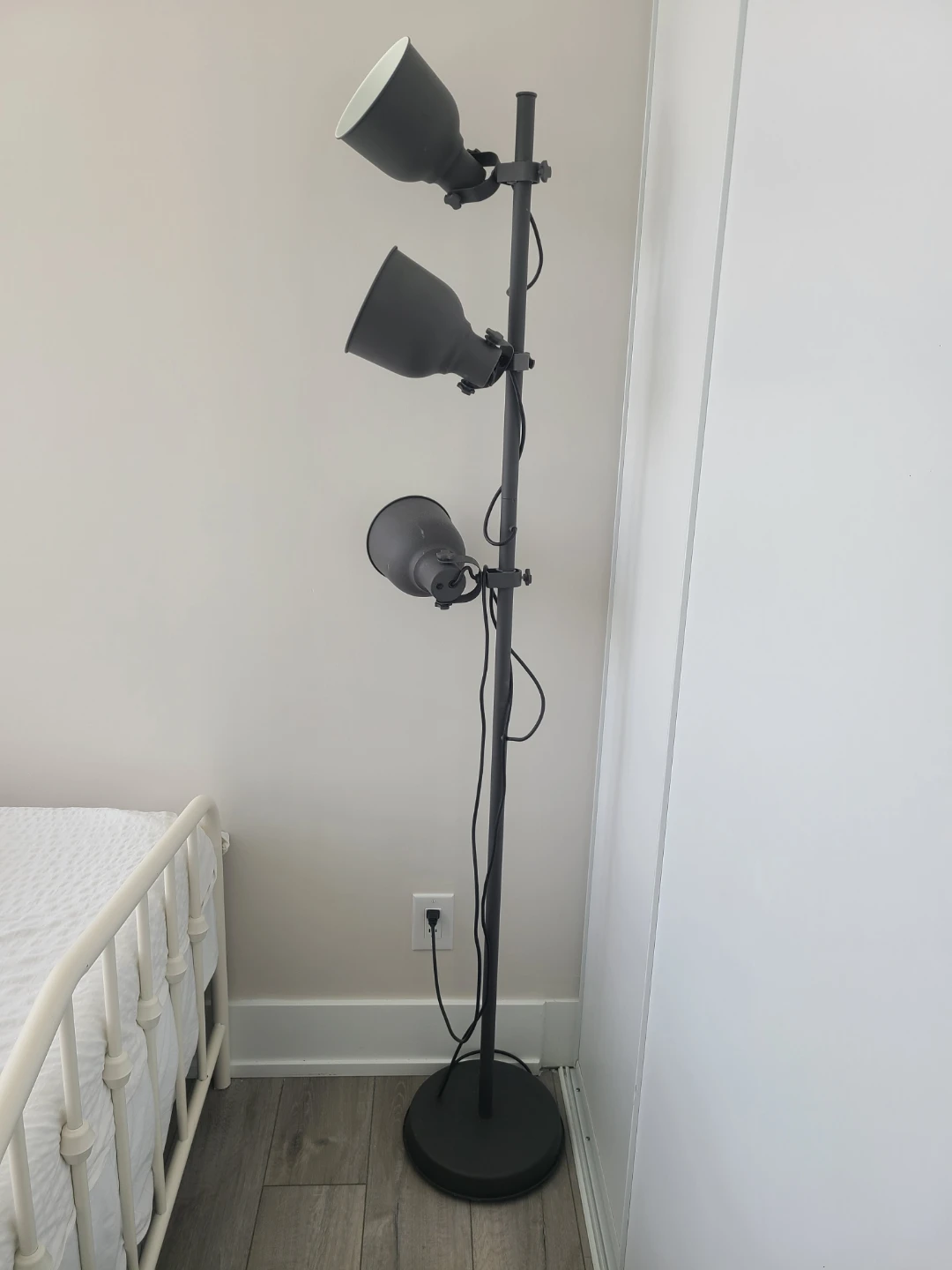 3-Head Floor Lamp - Black
