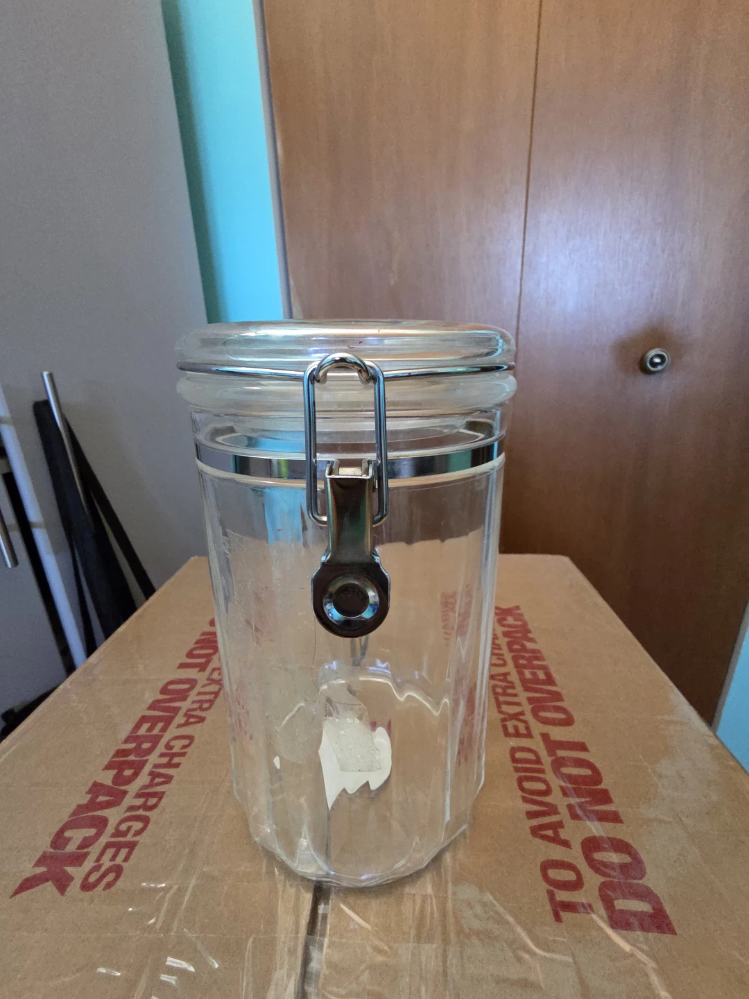 Plastic  Canister with Clamp Lid - photo 3