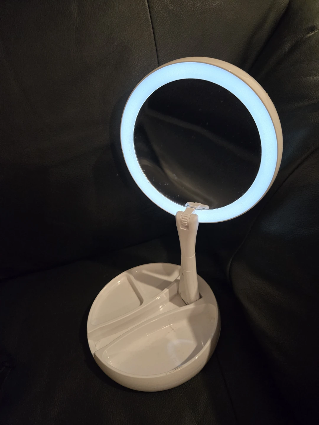 White with light, 2 Makeup Mirrors - photo 5